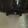 [단독]대구 군위군 수돗물서 붉은물 ‘콸콸’…“식수사용 자제”