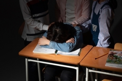 韓아이들 현실에 외신도 ‘깜짝’…“열심히 학교 가면 개근거지 조롱”