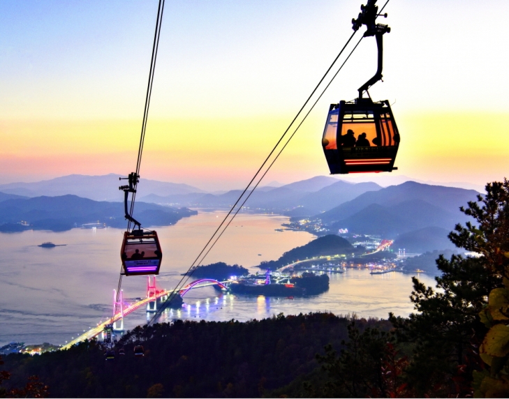 경남 사천시 대표 해양관광상품인 바다케이블카. 사천시 제공