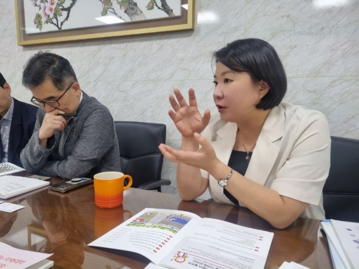 지난 9일 ‘아동 참여를 통한 안전한 통학로 만들기’ 사업의 필요성을 공유하고 협업 방안을 모색하는 자리를 가진 이은림 의원