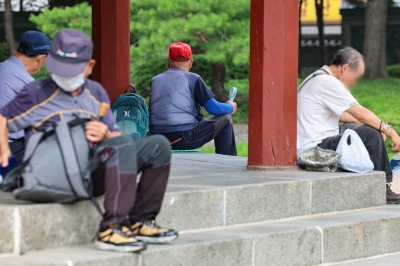 65세 이상 월평균 연금액 65만원…노후 최소생활비 절반 수준