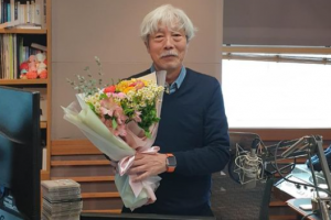 ‘장수 DJ’ 배철수, 갑작스러운 부재…“양해 바랍니다”