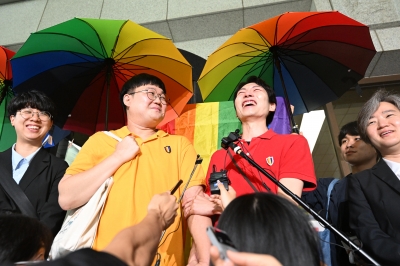 해외, 동성결혼 인정 안 해도 “사회보장 정책 동등 적용”