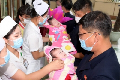 [포토] 북한, 평양산원서 546번째 세쌍둥이 출산