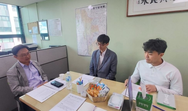 지난 4월 29일 최기찬 의원과 서울시 버스정책과장, 버스운영팀장 면담