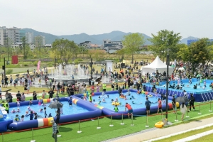 “마음껏 물놀이 즐겨요”··· 지자체, 여름철 물놀이장 무료 운영 확산