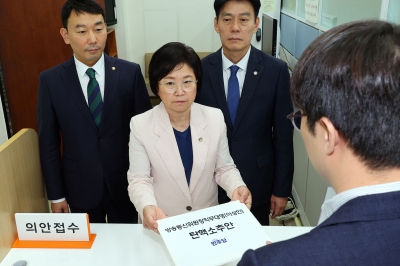 野, 방통위 이상인 탄핵안도 꺼냈다… 與 “헌정질서 파괴” 반발