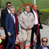 thumbnail - “한여름에 점퍼가 웬말”…이란 새 대통령 ‘패션센스’ 논란
