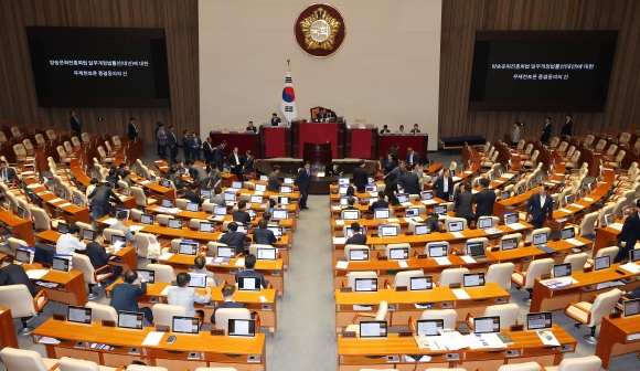 과방위 11회 vs 국방위 0회… 독주와 방치에 민생 외면