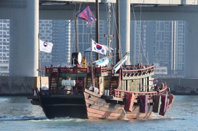 조선통신사선 260년 만에 일본행