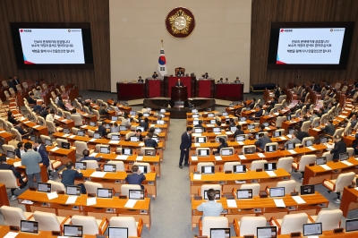 “상대편 인정 안 해 정치 실종…‘민생 전용’ 본회의부터 열자”