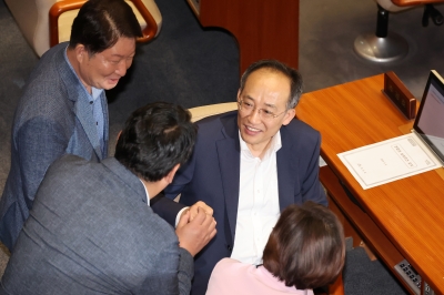 추경호 “정쟁 법안 상정 중단하자”…박찬대 “與도 입법부 역할 충실해야”