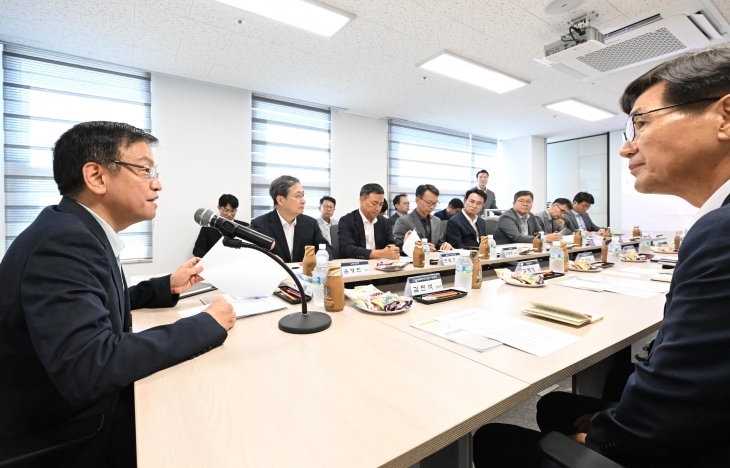 항공산업 외국인 정책 점검한 최상목 부총리