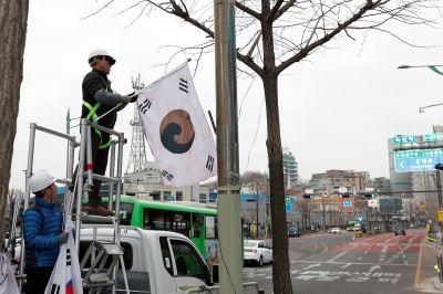 은평은 광복절에 진관사 태극기 건다