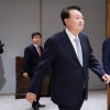 尹대통령 “건국절 논란, 먹고살기 힘든 국민에게 무슨 도움 되나”