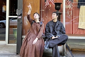 배우 이민호·김민하 美 길거리서 나란히 포착