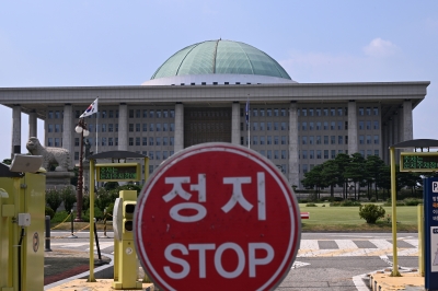 막말에 경색된 협치… 與 “전현희 법적 대응” 野 “송석준 맞제명”