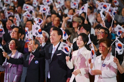 “남북 협의체 만들자” 尹의 통일 독트린