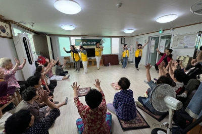 중랑구, 치매는 안심·건강은 든든... 예방 체조부터 한의사 진맥까지