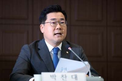 박찬대 “해병대원 특검법 ‘제3자 추천’ 수용 가능”…韓  “‘제보공작’ 포함해 절차 진행”