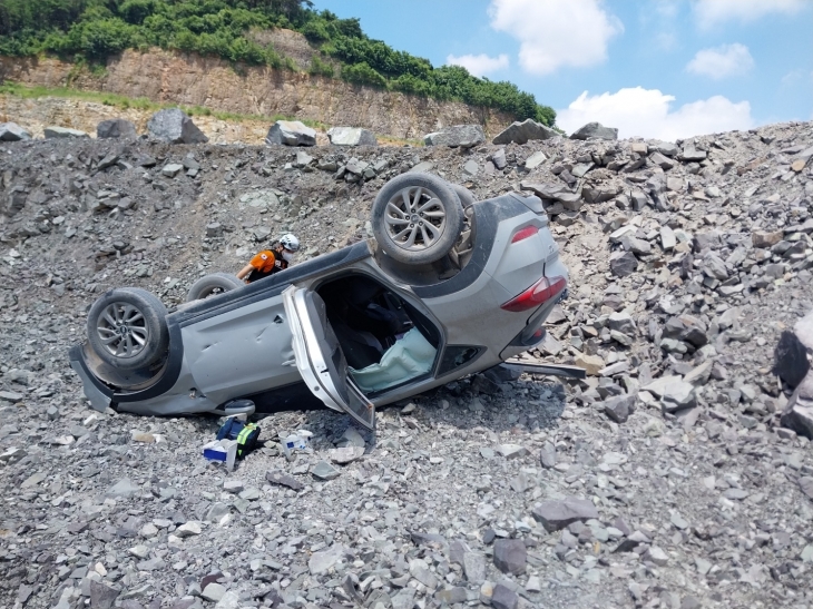 사고 차량. 2024.8.20. 경남소방본부 제공