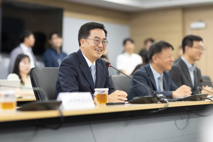 23일 오전 전남도지사 1일 명예도지사 위촉식에서 김동연 경기도지사 인사말을 하고 있다. (경기도 제공)