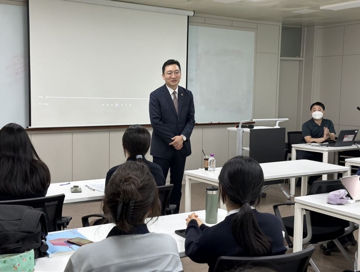 동덕여고 정책간담회에 참석한 고광민 의원