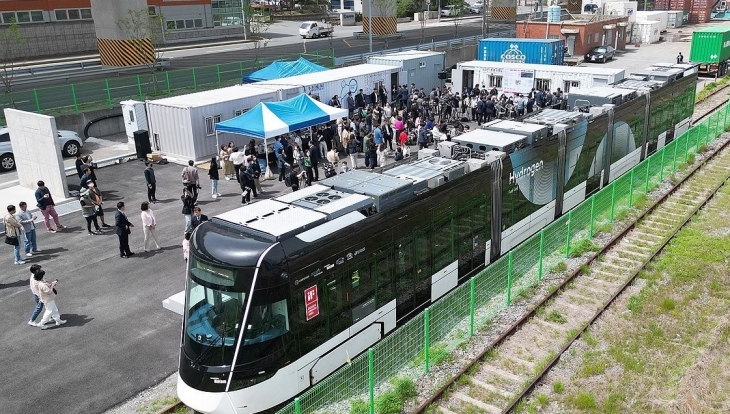 울산 도시철도 2호선에 도입될 수소전기트램.