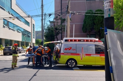 천안 법무부 보호관찰기관 불…15명 병원 이송