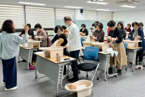 “애를 어떻게 키웠더라”… 서대문구 ‘손주 육아교실’로 오세요
