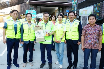 중랑구민 “우리 구청장님은 골목청소왕”