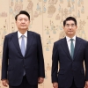 尹, 김용현 국방장관 임명장 수여