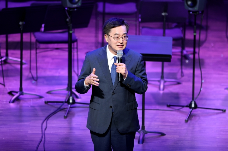 9일 오후 경기아트센터 소극장에서 열린 경기도 장애인 오케스트라 창단계획 발표식에 참석한 김동연 경기도지사가 인사말을 하고 있다. (경기도 제공)