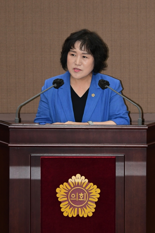 5분발언하는 봉양순 시의원