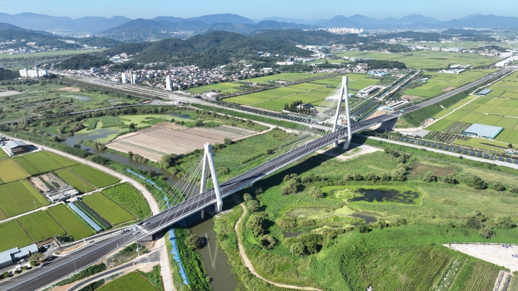 국지도 60호선 내 설치된 화포대교. 2024.9.13. 경남도 제공