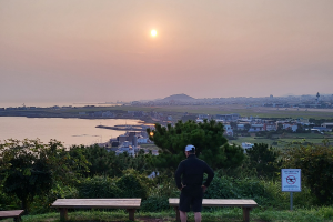 제주 이어 김해공항에도 드론 출몰… 항공기 지연에 귀성객과 관광객 불편