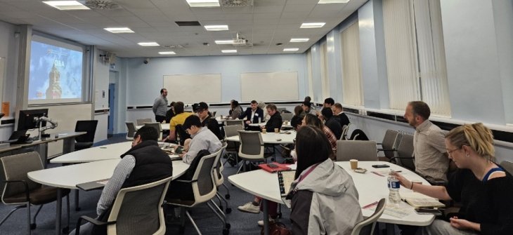 한기대 학부·대학원생들이 영국 HyDEX Hydrogen Summer School에 참가하고 있다. 한기대 제공