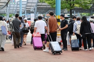 [사설] 싸늘했던 추석 민심… 여야에 보낸 경고 새겨들어야