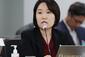 개미투자자 지지 업은 ‘금투세 일타 강사’ 이소영