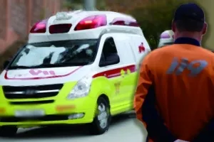 아파트 외벽서 로프타기 연습 중 추락…50대 병원행