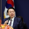 尹, 재일동포 만나 “한일 간 우호 관계 지속 발전시켜 나갈 것”
