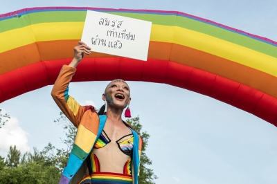 국왕도 허락한 ♥… “‘동성 커플’ 1000여명 결혼식 내년 태국서 열린다”