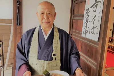 “라면 먹고 갈래요?” 일본 스님의 치명적 유혹…무슨 사연이