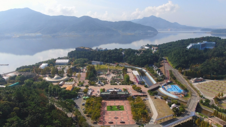 2024 경남고성공룡세계엑스포가 열리는 당황포관광지 전경. 2024.10.2. 고성군 제공