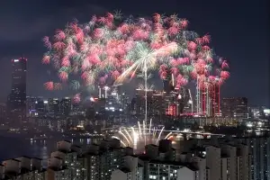 27일 ‘100만명’ 여의도 불꽃축제…한강버스 멈추고 여의동로 통제
