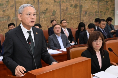 유인촌 장관 “FIFA ‘징계 가능성’ 공문은 의례적”