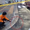 전봇대에서 떨어진 전선에 ‘날벼락’…2도 화상