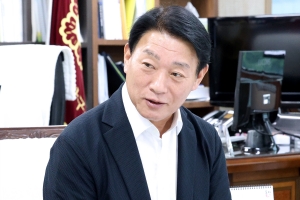 “개발 차질 없게 협력하고 감시”