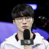 T1 페이커, 우승 향한 거침없는 질주…中TES 꺾고 롤드컵 4강 진출