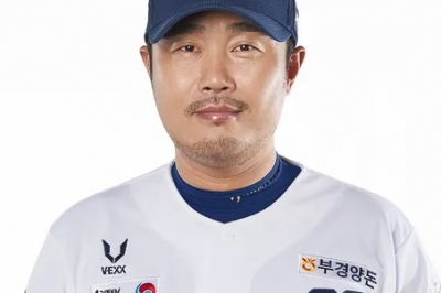 ‘호부지’ 이호준, 공룡 아빠 됐다…NC 다이노스 4대 감독 선임